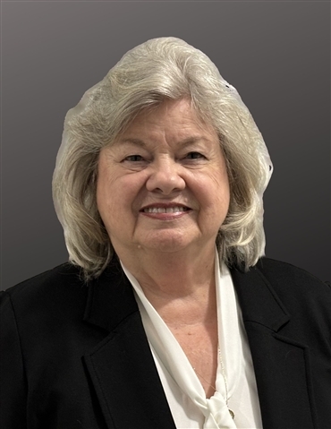 Profile picture of Mollie Lyle