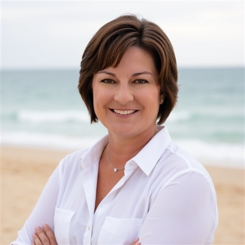 Melanie Holaway