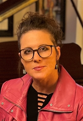 Profile picture of Lisa Reynolds