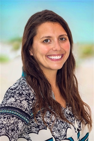 Profile picture of Kathryn Paro