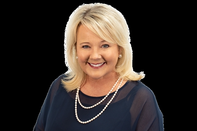 Profile picture of Lisa Steber