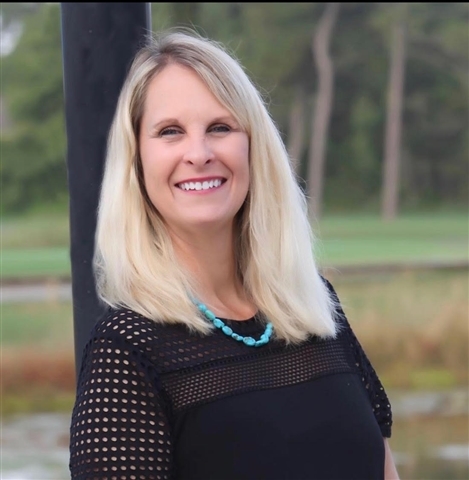 Profile picture of Julie Shetler