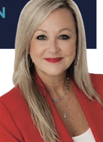 Profile picture of Holly Jo Patterson