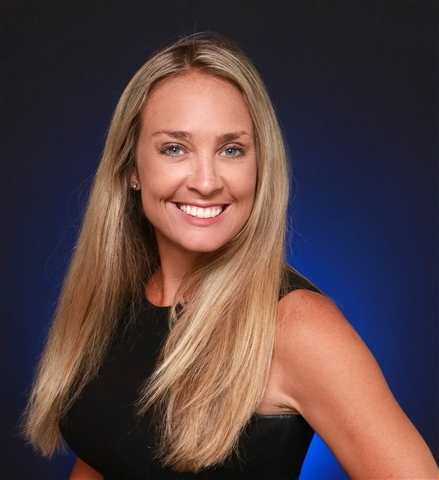 Profile picture of Lindsay Demers