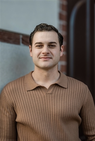 Profile picture of Manny Simone