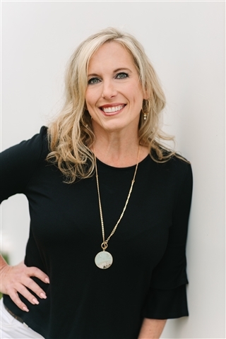 Profile picture of Jennifer Booker