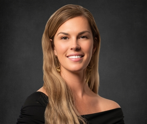 Profile picture of Robyn Woodall