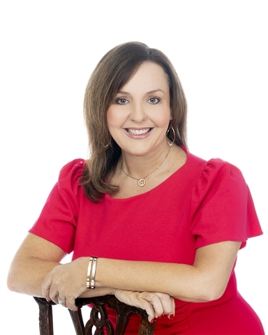 Profile picture of Charlcie Smallwood