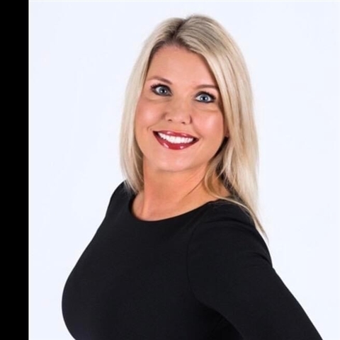 Profile picture of Suzanne Sawyer