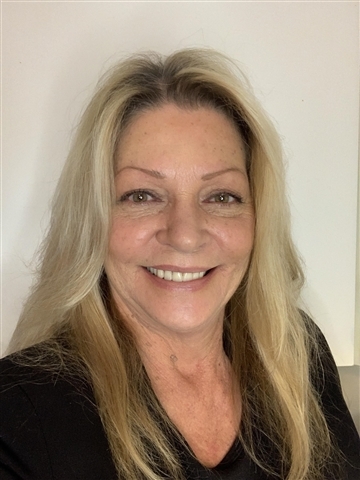 Profile picture of Deana Jones