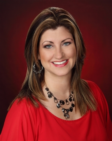 Profile picture of Christi Hebisen