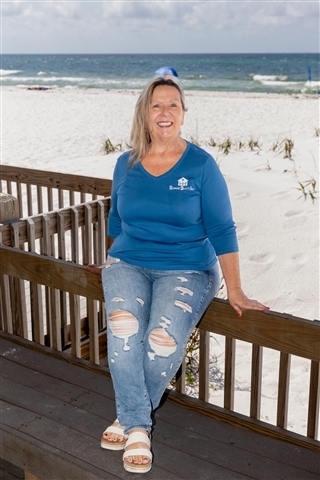 Profile picture of Leslie Detlefsen
