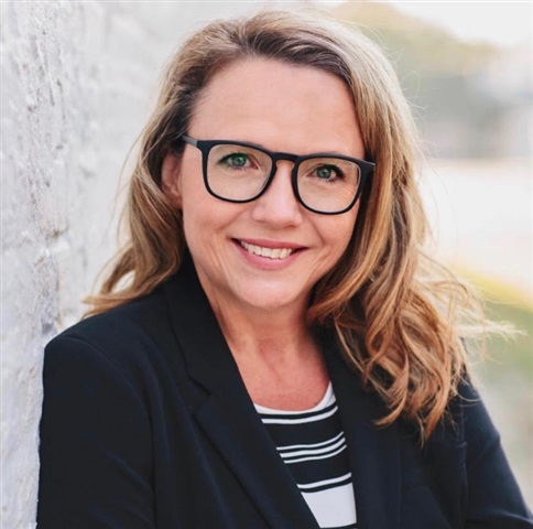 Profile picture of Jennifer Weaver
