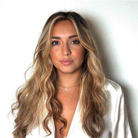 Profile picture of Amanda Velar