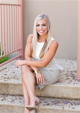 Profile picture of Lindsay Carpentier