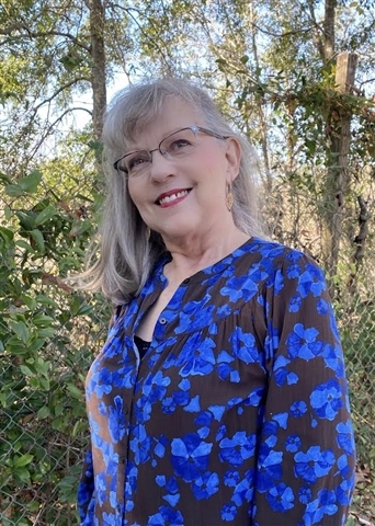 Profile picture of Lola Sexson