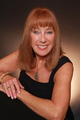 Profile picture of Deborah Hood