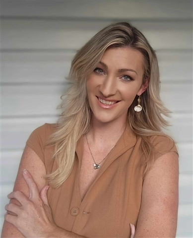 Profile picture of Kristen Hintz