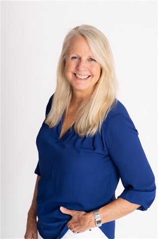 Profile picture of Mary Dunne