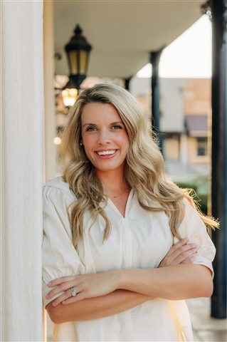 Profile picture of Taylor Helton Lee