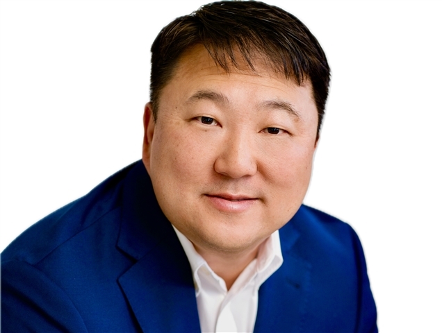 Profile picture of Lee Wood