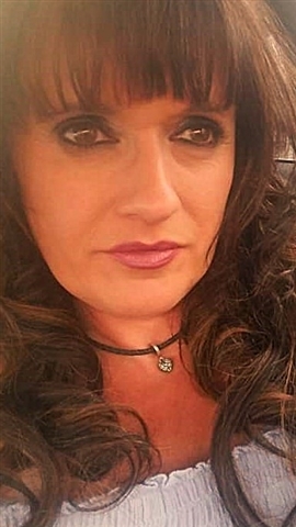 Profile picture of Lisa Parrott