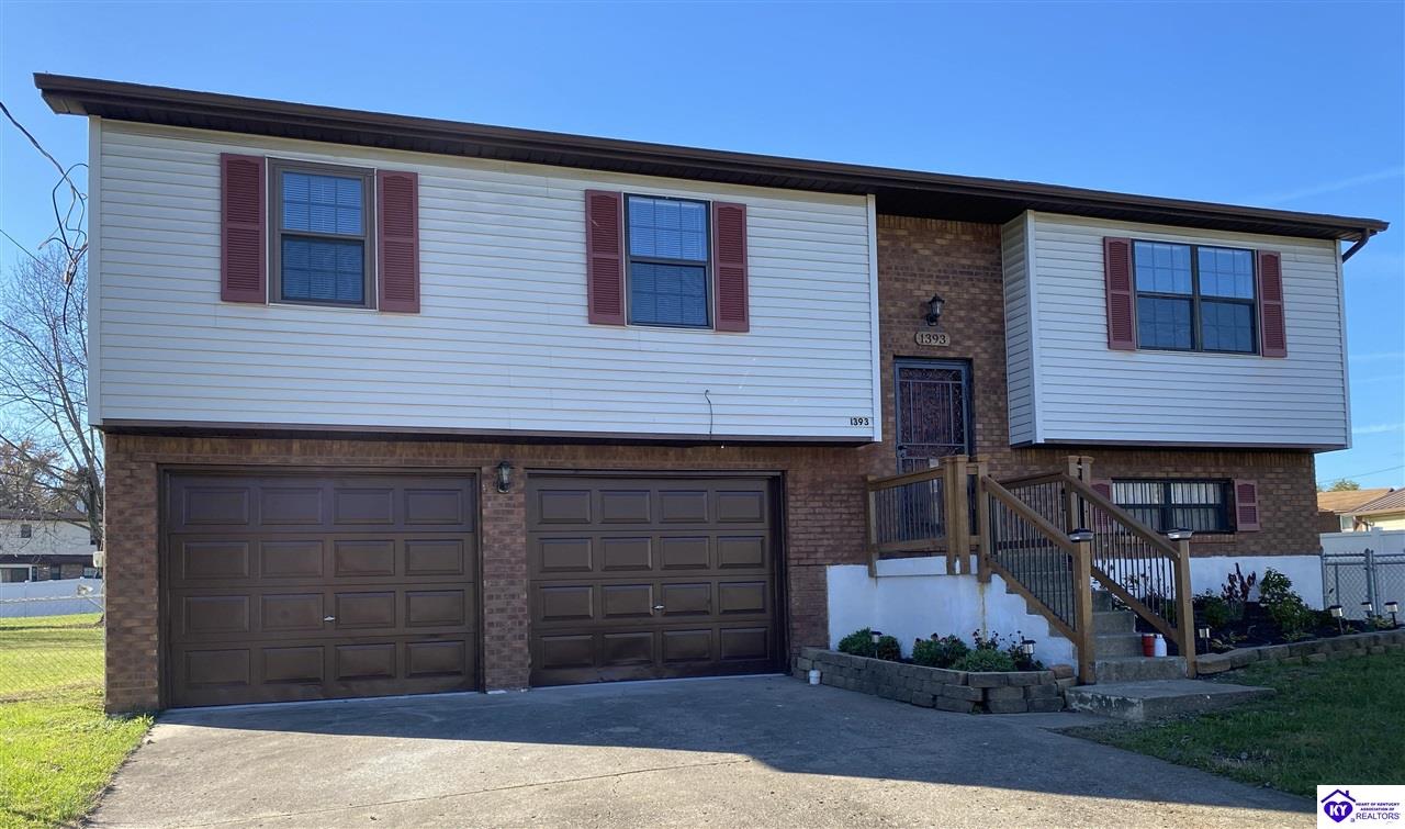 1393 Kingswood WayRadcliff,&nbsp;KY&nbsp;40160