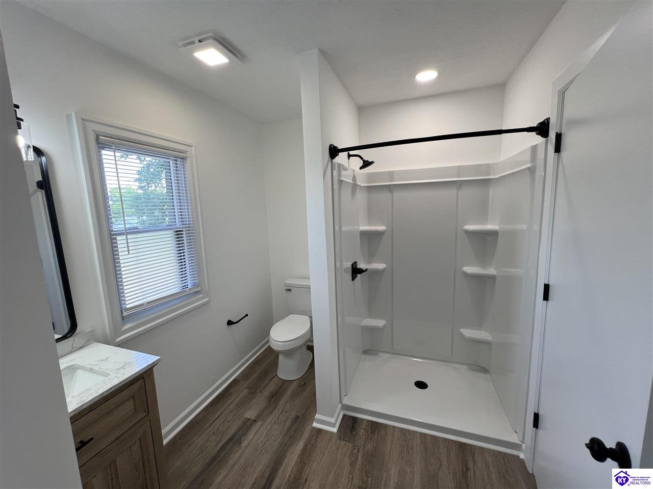 406 N Hubbard Ave Munfordville, KY 42765 #4