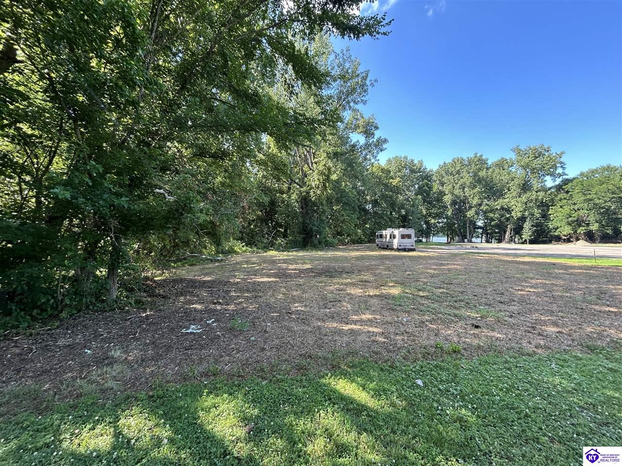 13 Cloverport Sand and Gravel RoadCloverport,&nbsp;KY&nbsp;40111