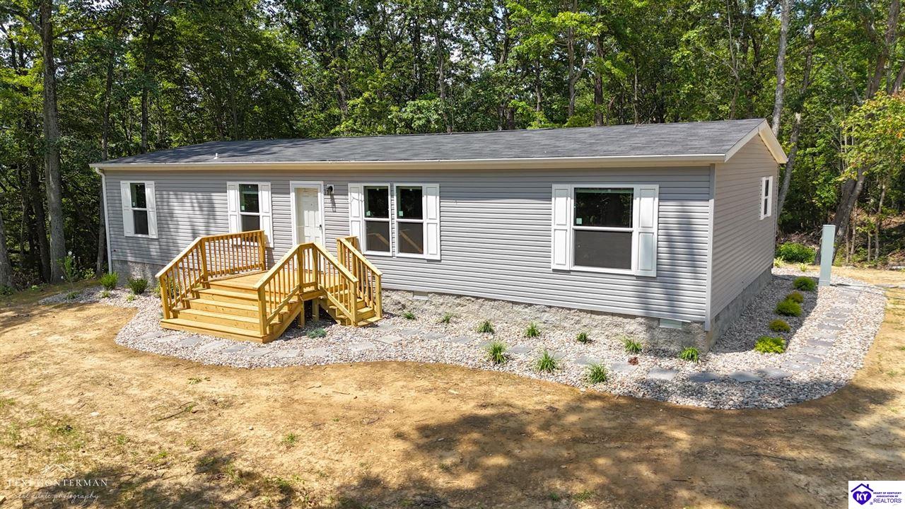 22 Reed Court Clarkson, KY 42726 #1