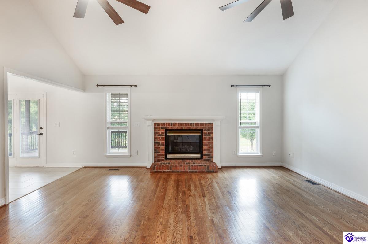 107 Deerfield Hills Road Elizabethtown, KY 42701 #2