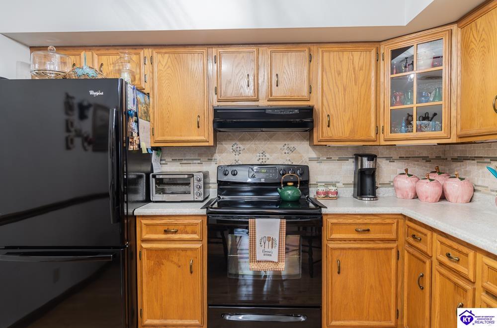 684 Windy Hill Road Horse Cave, KY 42749 #4