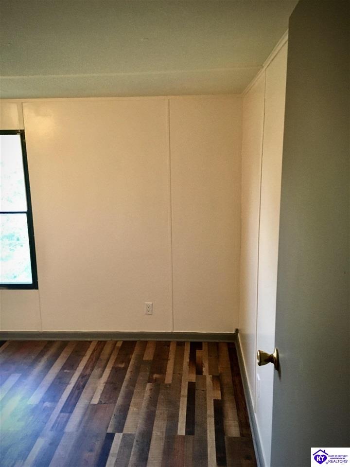 240 Shannon Drive Science Hill, KY 42553 #3