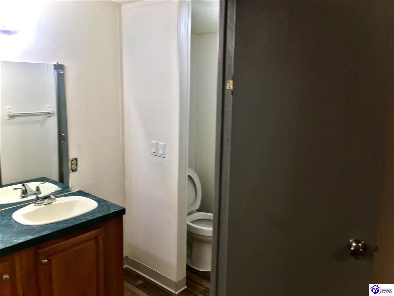 240 Shannon Drive Science Hill, KY 42553 #4