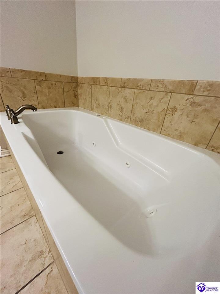 105-A Legacy Court Elizabethtown, KY 42701 #4