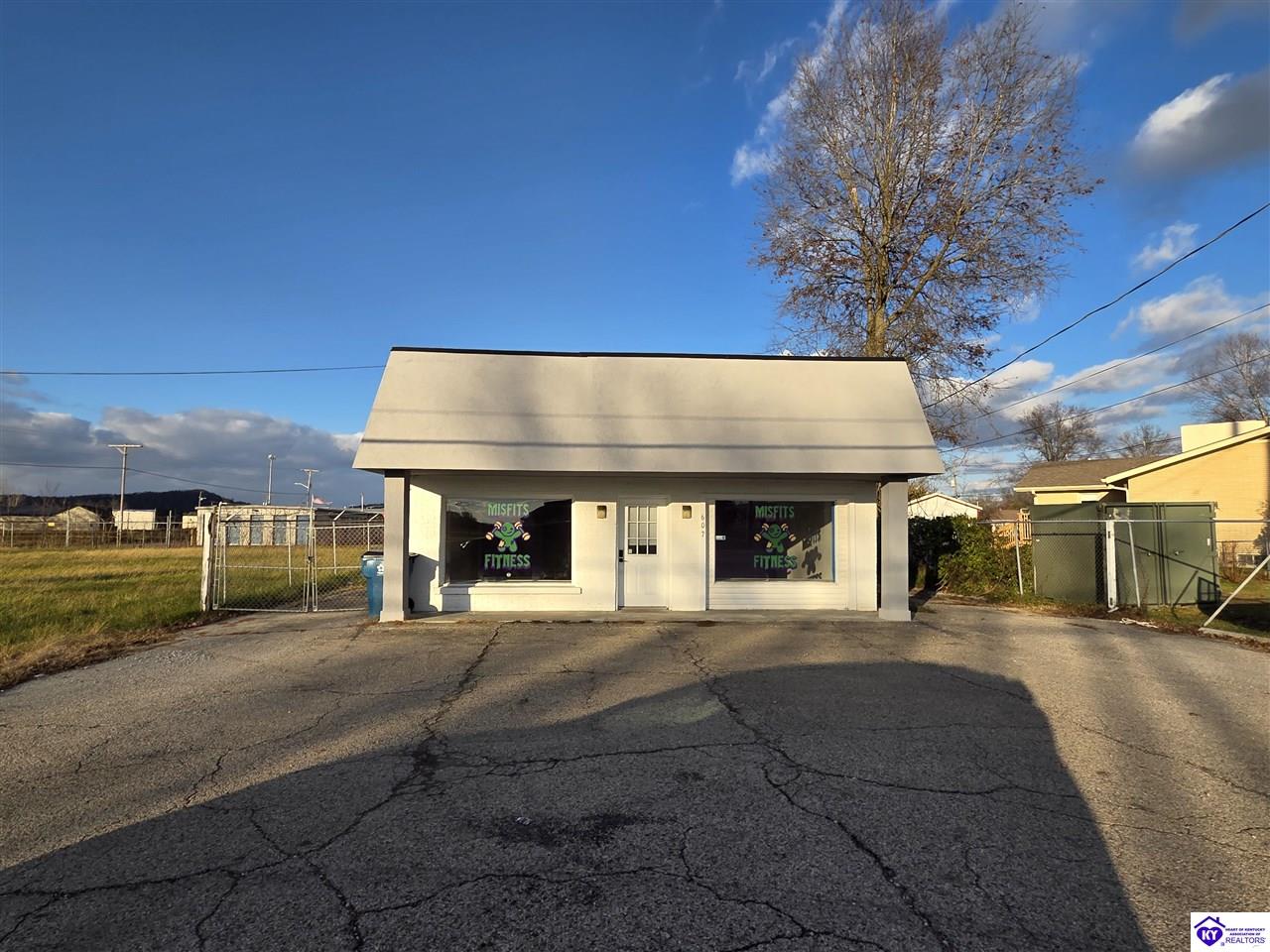 602 Highway 44 WShepherdsville,&nbsp;KY&nbsp;40165