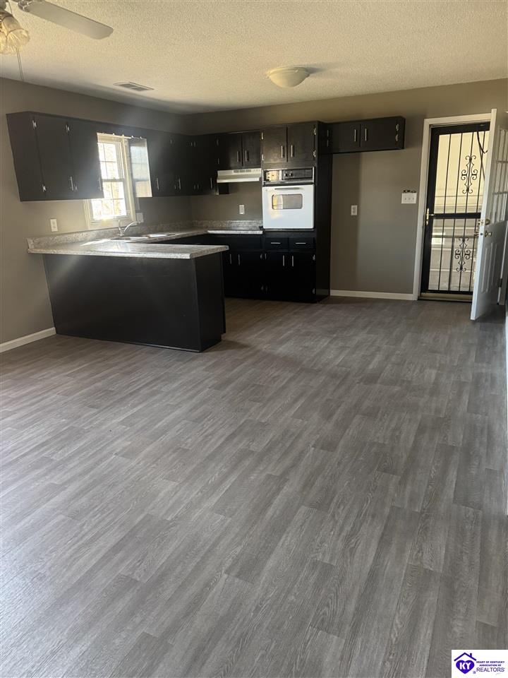 5526 S Dixie Highway Glendale, KY 42740 #3