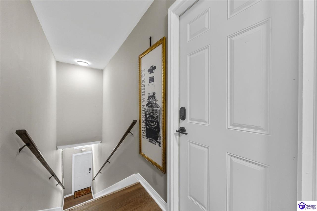 104-108 N 1st Street Cave City, KY 42127 #2