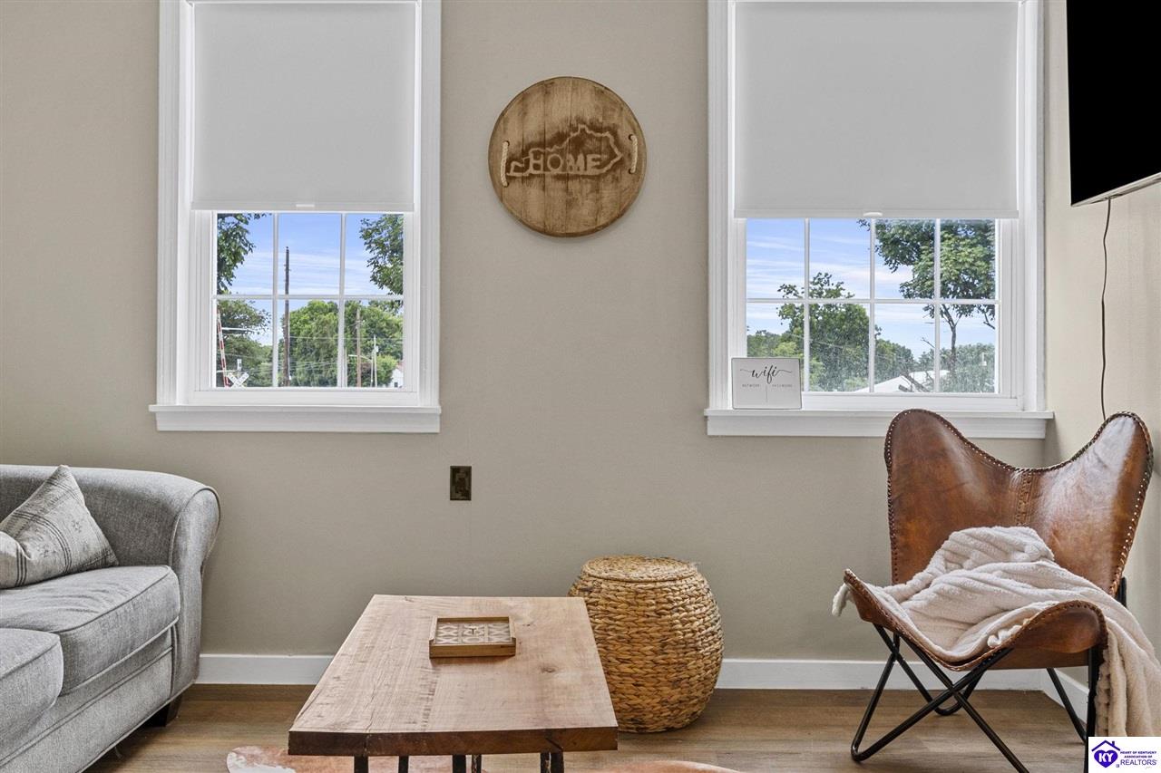 104-108 N 1st Street Cave City, KY 42127 #4