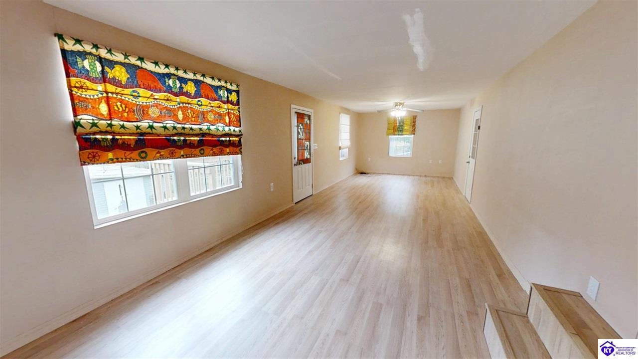 128 Parkside Circle Vine Grove, KY 40175 #3