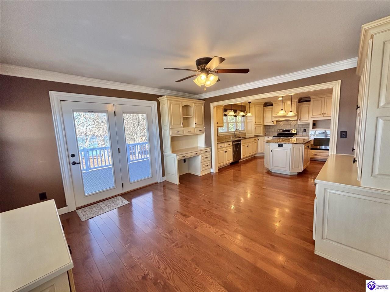 411 Lakeview Drive Campbellsville, KY 42718 #3