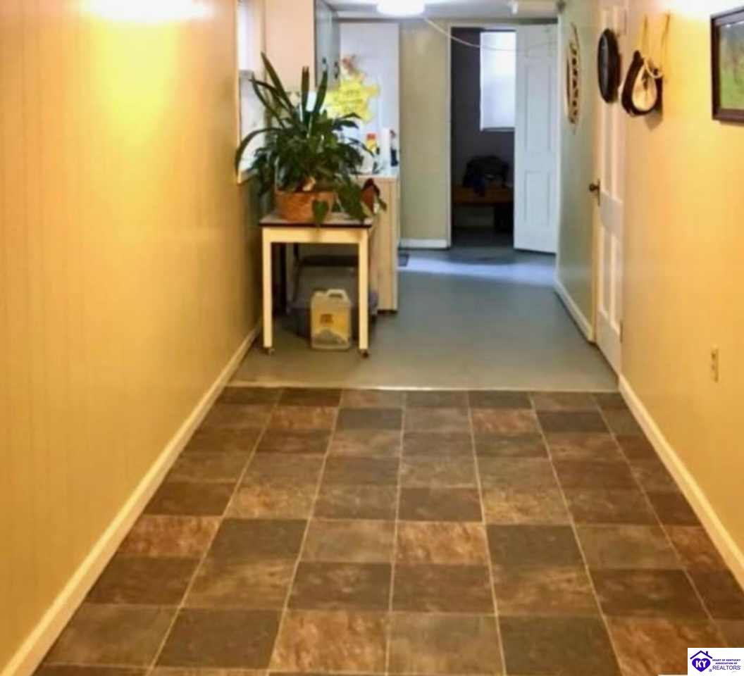 707 Wright Drive Columbia, KY 42728 #2