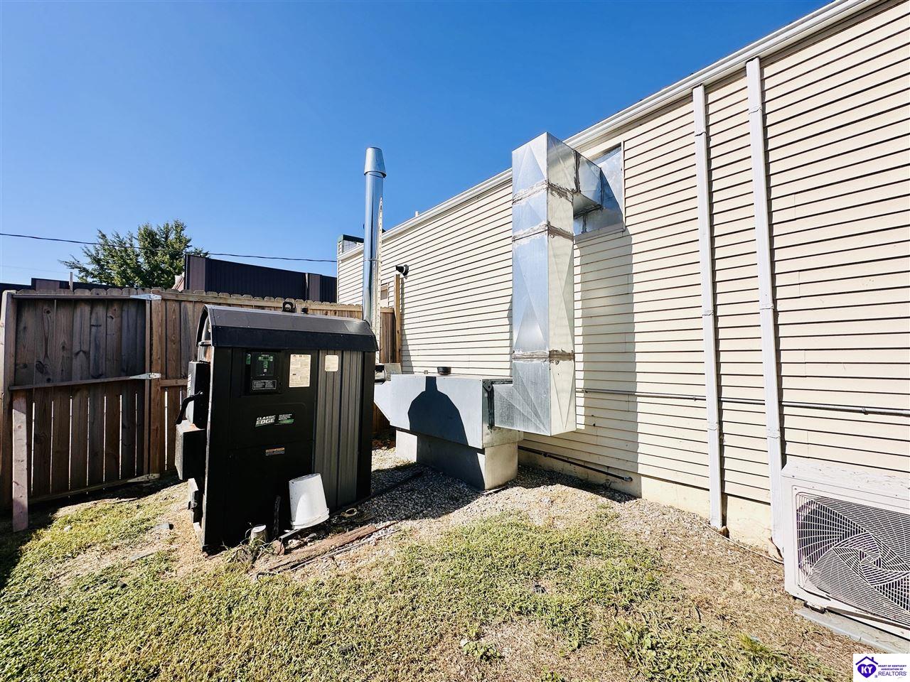 202 N Main Street Caneyville, KY 42721 #3