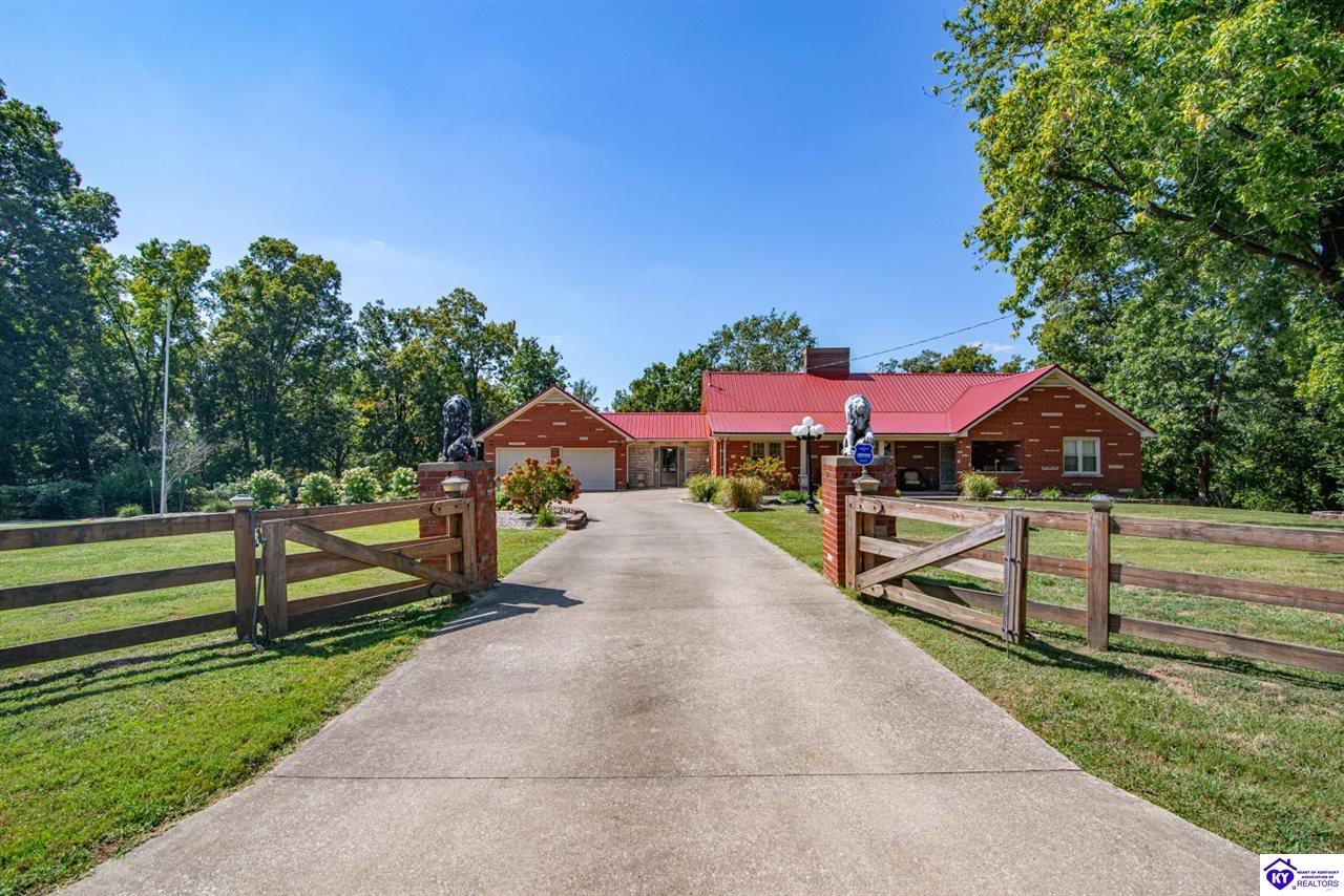 1827 Preston StreetRadcliff,&nbsp;KY&nbsp;40160