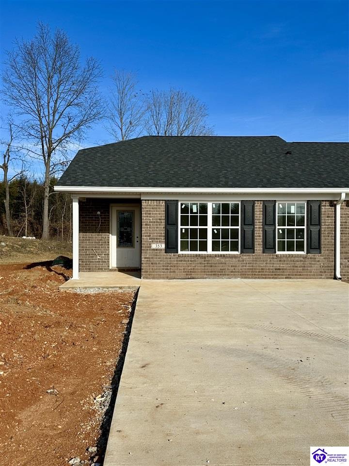 353 Breckinridge CircleVine Grove,&nbsp;KY&nbsp;40175