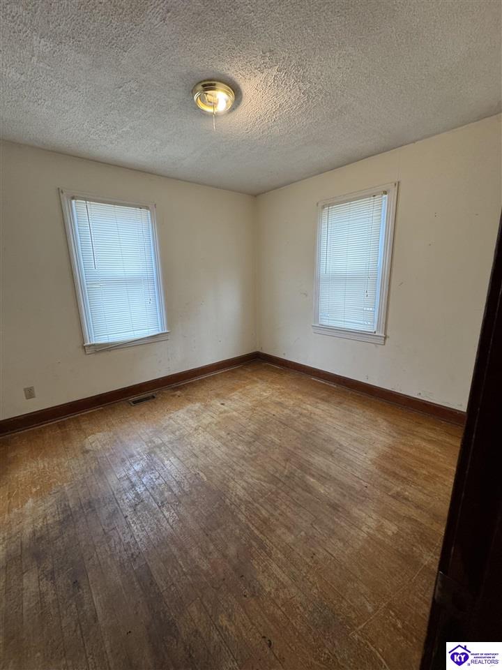 305 Sycamore Street Elizabethtown, KY 42701 #4