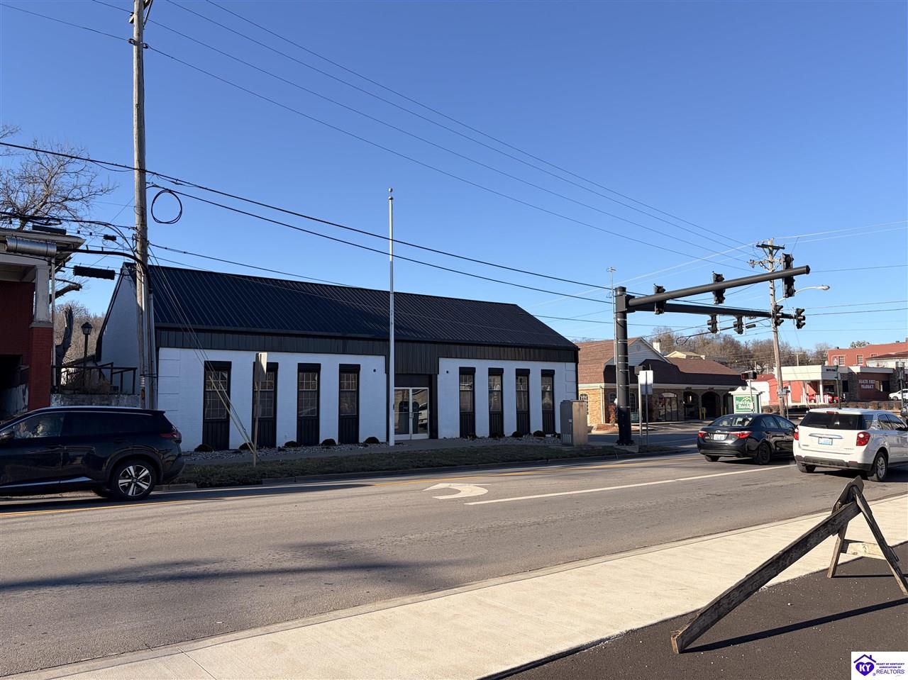 201 S Main Street Greensburg, KY 42743 #4