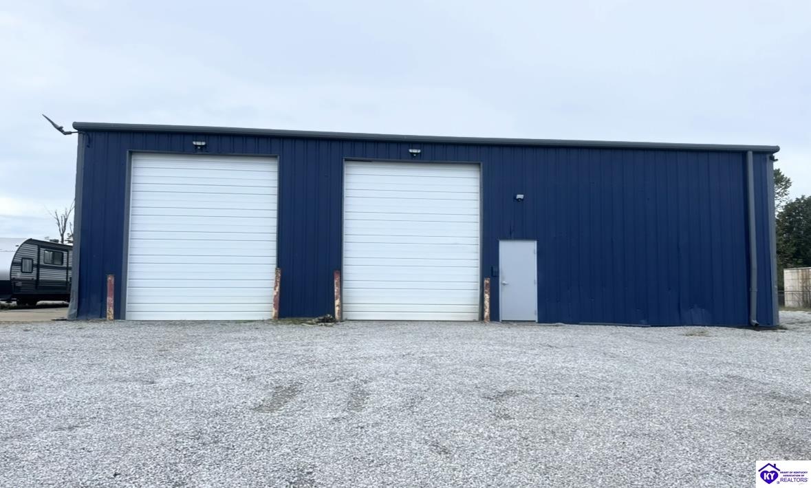 165 Gaines DriveCampbellsville,&nbsp;KY&nbsp;42718