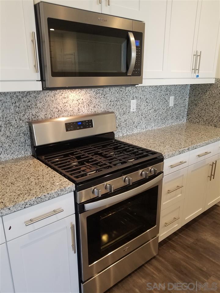 Detail Gallery Image 8 of 18 For 503  Turnstone Lane, Imperial Beach,  CA 91932 - 3 Beds | 2/1 Baths