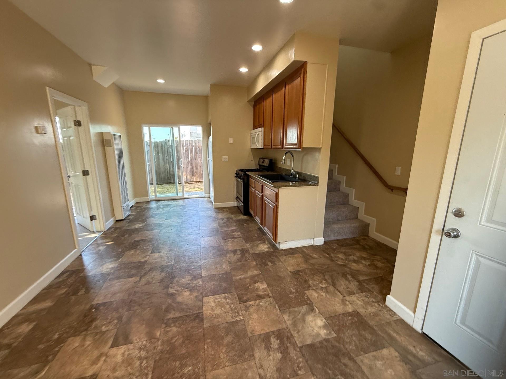 Front Image Thumbnail for SD200050934